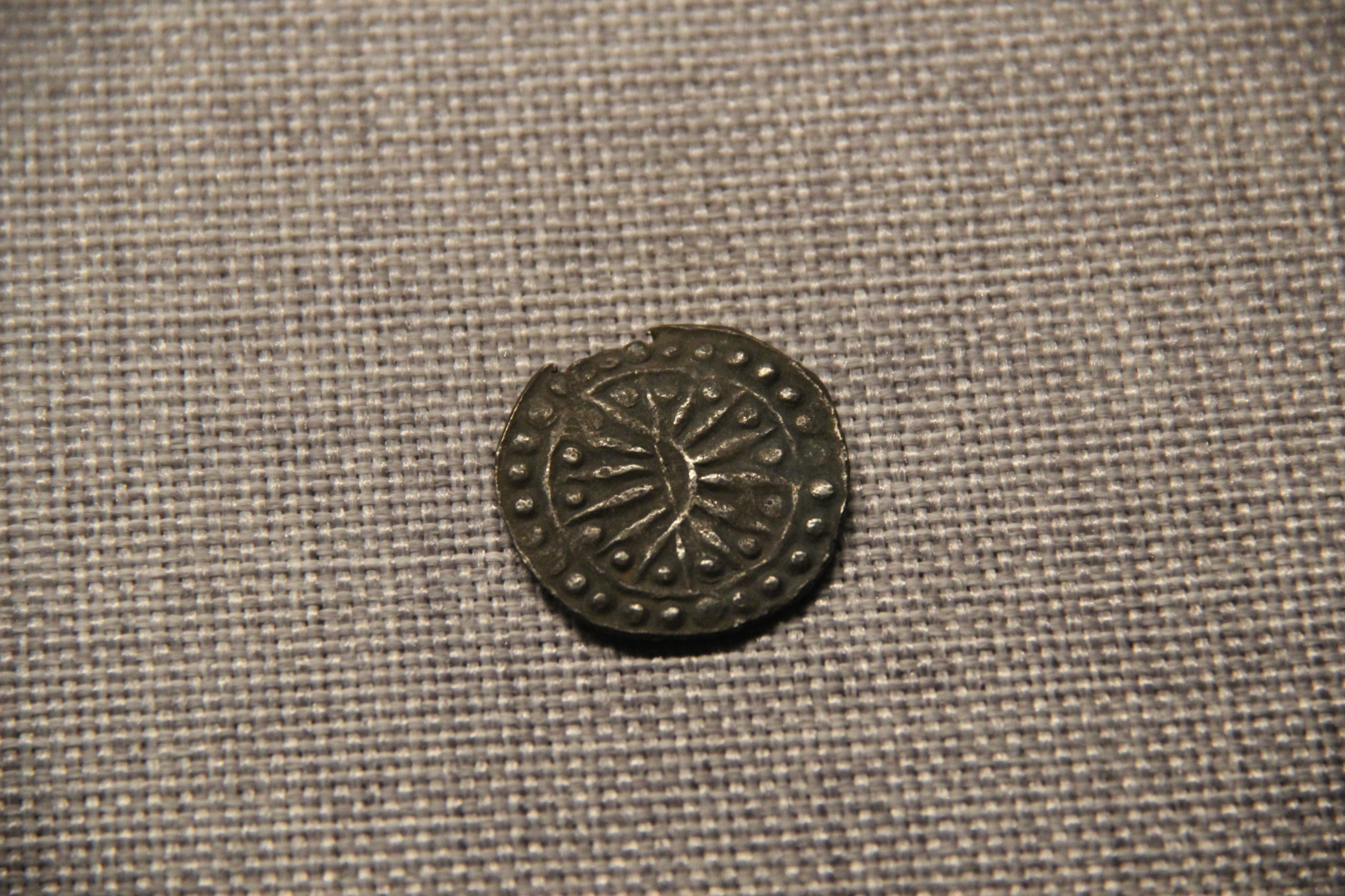 Bronze coin from Óc Eo culture