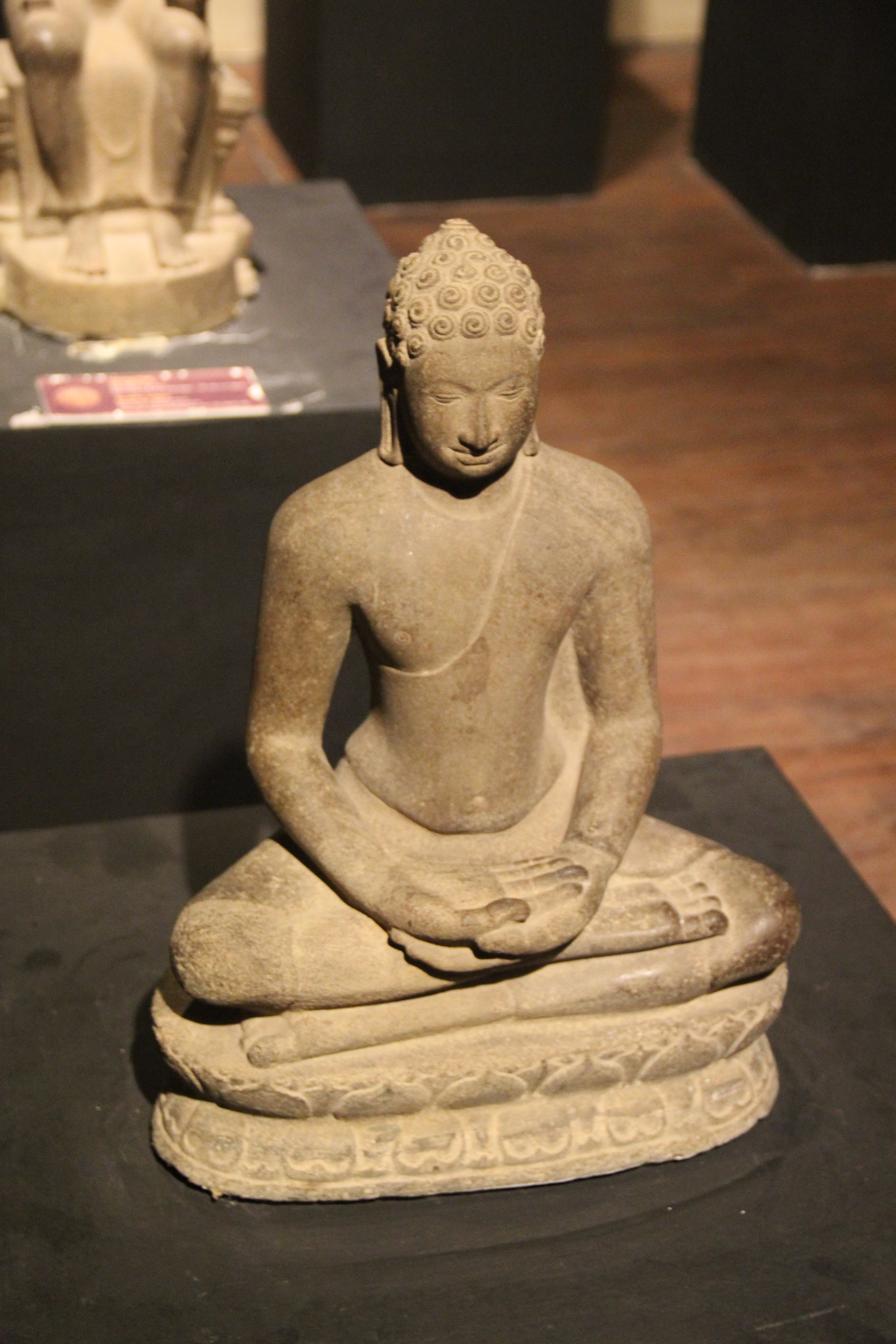 Buddha statue from Óc Eo culture