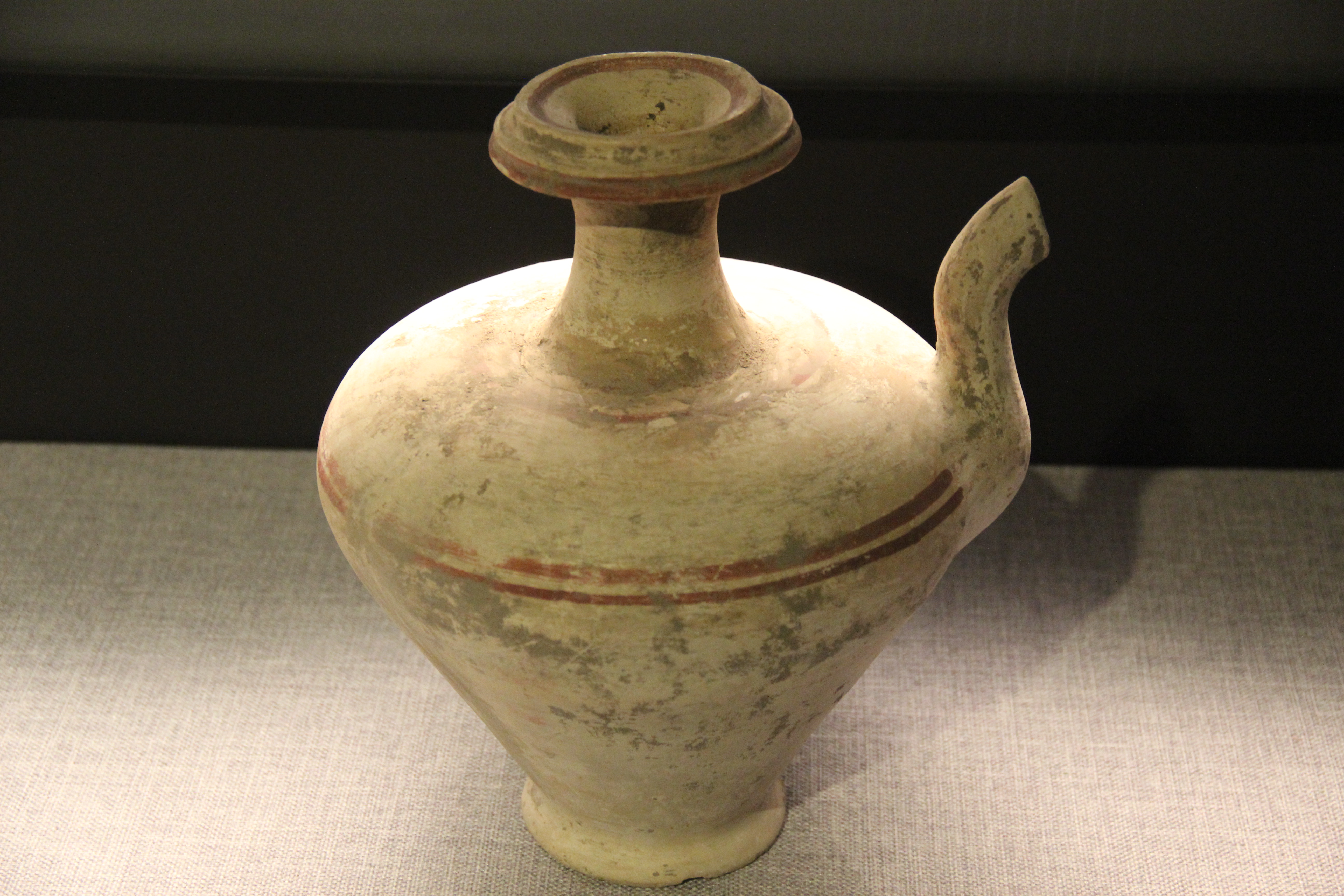 Pottery from Óc Eo culture