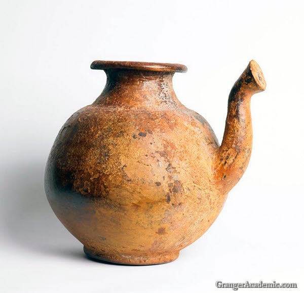 Spouted terracotta kendi vessel from Óc Eo